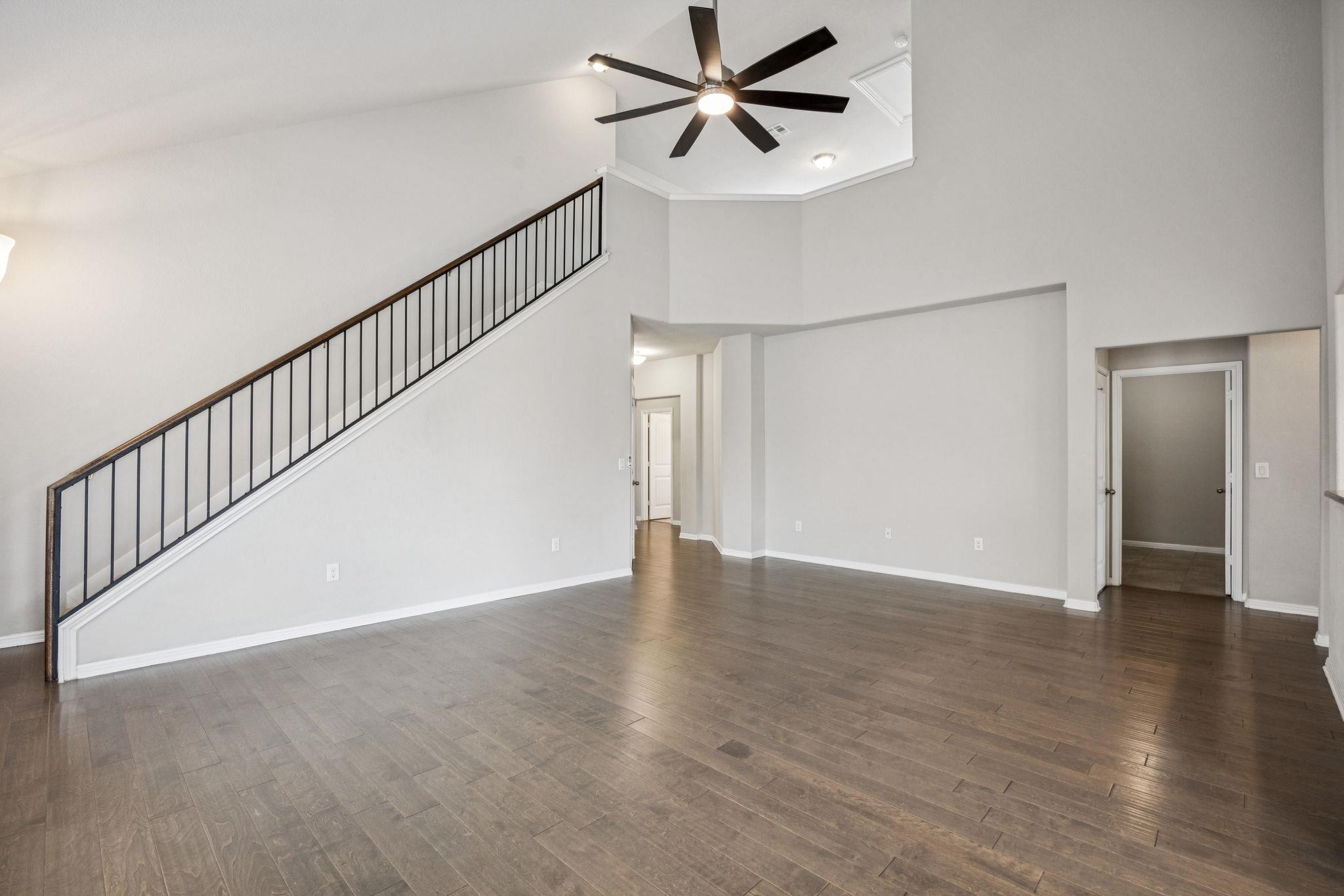 109 Serrano ST