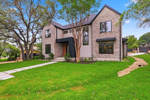 Photo of 2605 Forest Bend DR, Austin, TX 78704 (MLS # 9933153)