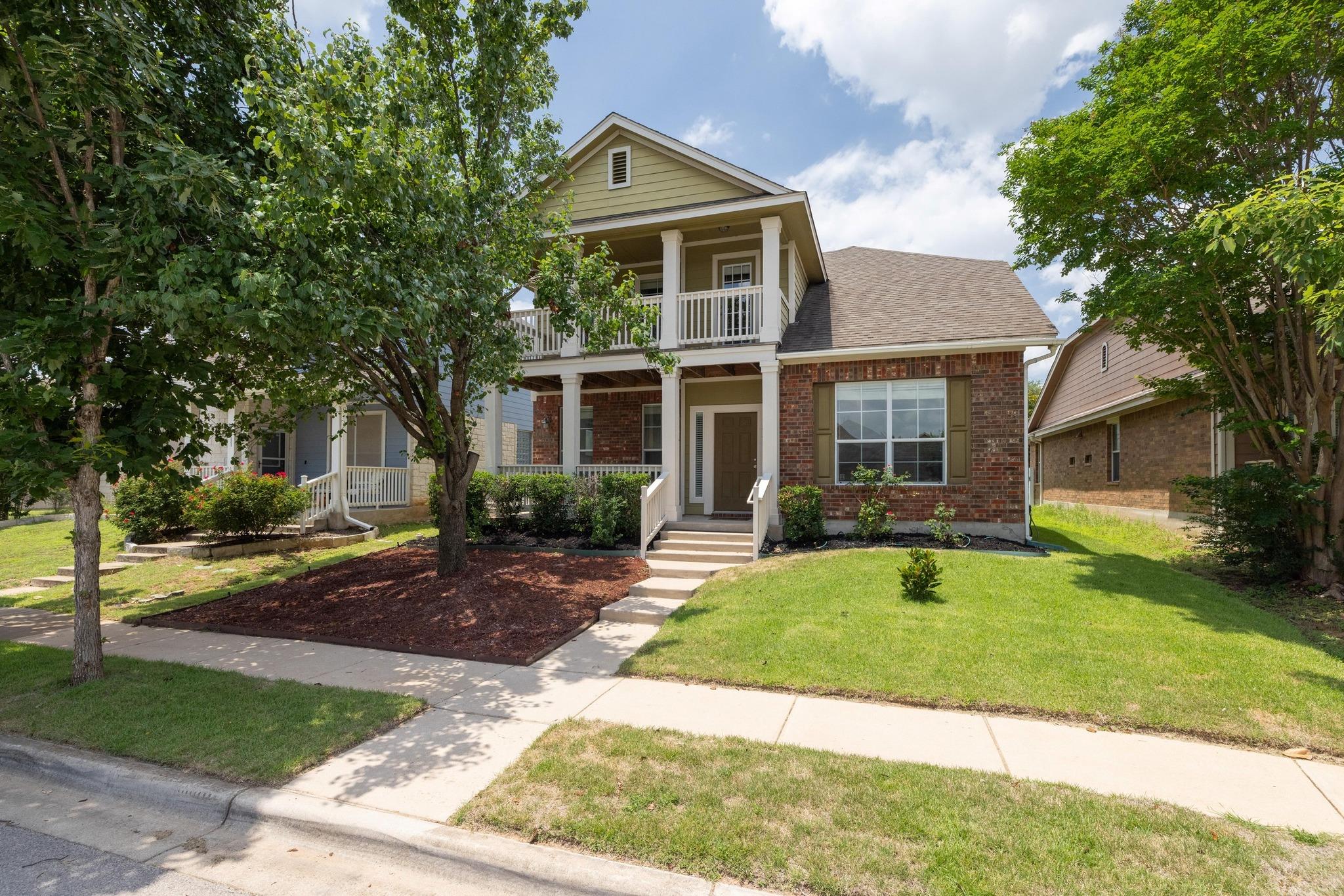 1813 Indian Lodge DR