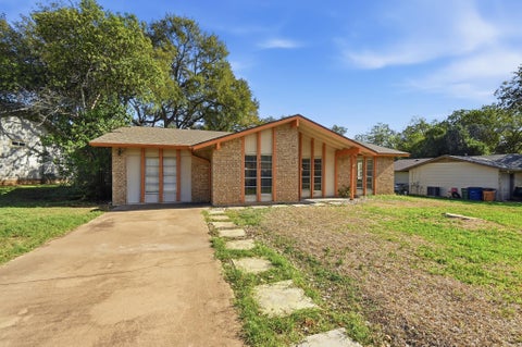 Tiny photo for 902 Emerald Wood DR, Austin, TX 78745 (MLS # 4211338)