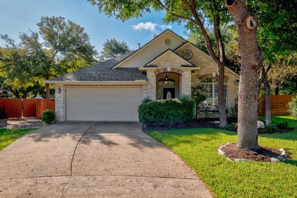 2001 KIMBROOK DR, ROUND ROCK, TX 78681 - Image a59ca07f19cb8a8a8bf0f591b21496c2/2531173508