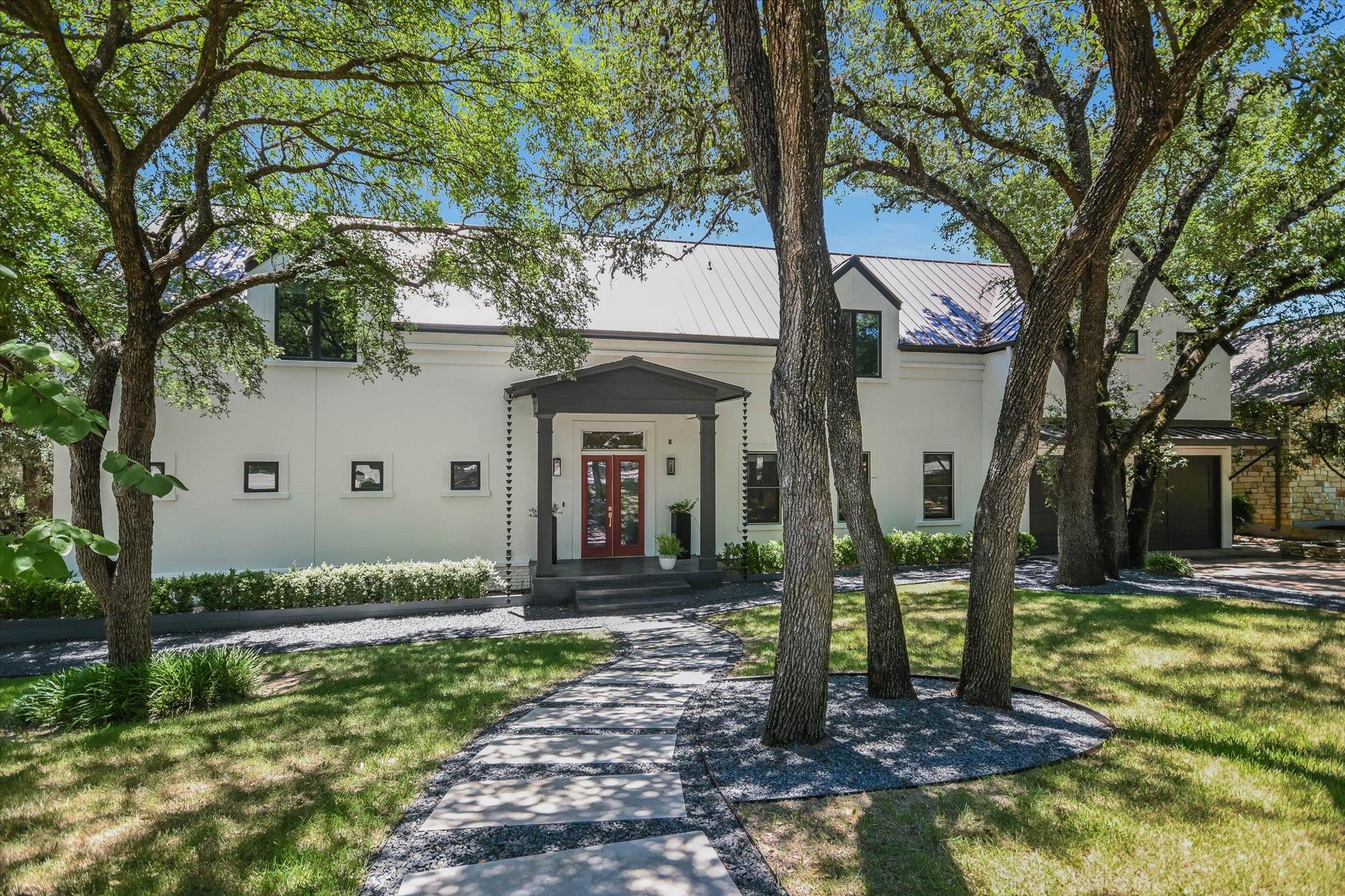 4914 Rollingwood DR
