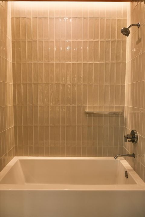 Tiny photo for 610 Davis ST #2708, Austin, TX 78701 (MLS # 5789589)