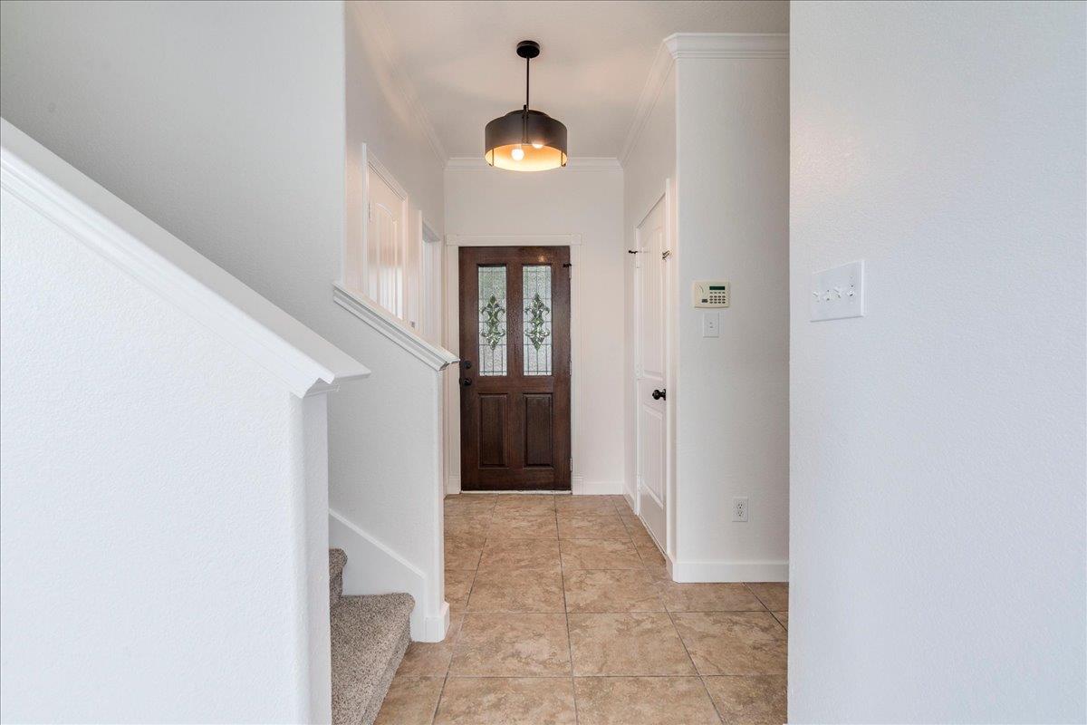 484 Travertine TRL