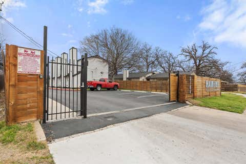 Tiny photo for 2706 Wheless LN #401, Austin, TX 78723 (MLS # 8979571)