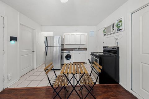 Tiny photo for 1010 W 23rd ST #16, Austin, TX 78705 (MLS # 7136966)