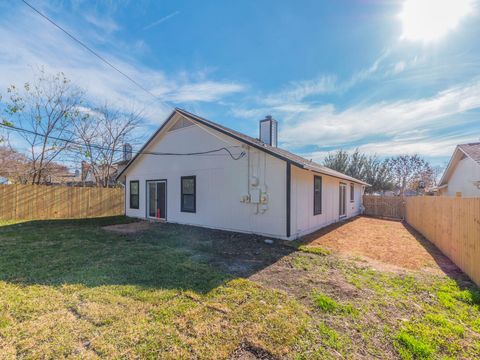Tiny photo for 12406 Thompkins DR, Austin, TX 78753 (MLS # 1330019)