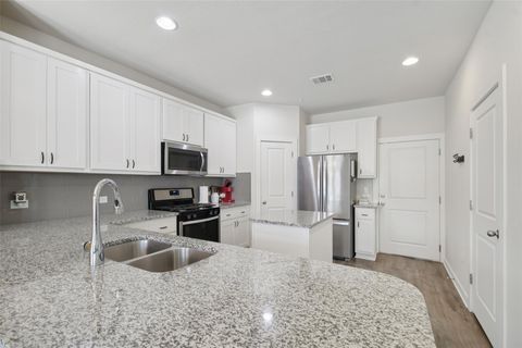 Tiny photo for 1101 E Parmer LN #331, Austin, TX 78753 (MLS # 4707866)