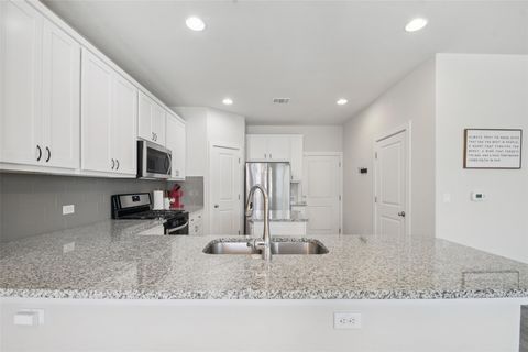 Tiny photo for 1101 E Parmer LN #331, Austin, TX 78753 (MLS # 4707866)