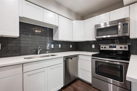 Tiny photo for 935 La Posada DR #115, Austin, TX 78752 (MLS # 2121379)