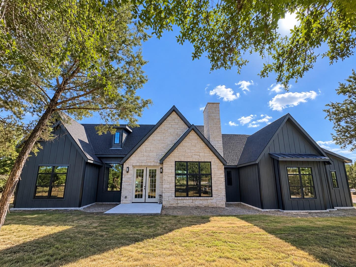 219 Murphy DR