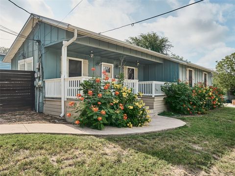 Tiny photo for 2200 E 18th ST, Austin, TX 78702 (MLS # 5104724)