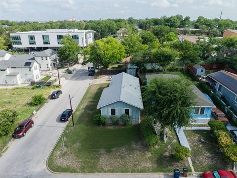 Tiny photo for 2200 E 18th ST, Austin, TX 78702 (MLS # 5104724)