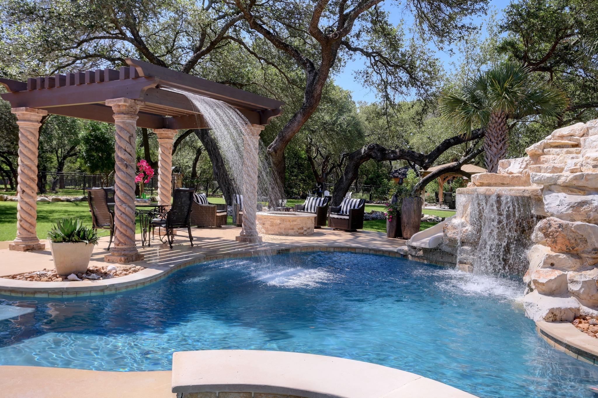 10210 Oak Forest Way