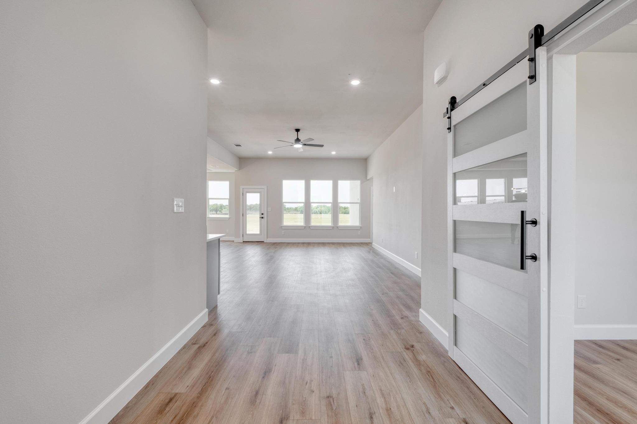 203 Alonzo DR
