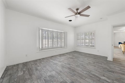 Tiny photo for 720 ROLLING GREEN DR, Lakeway, TX 78734 (MLS # 6755567)
