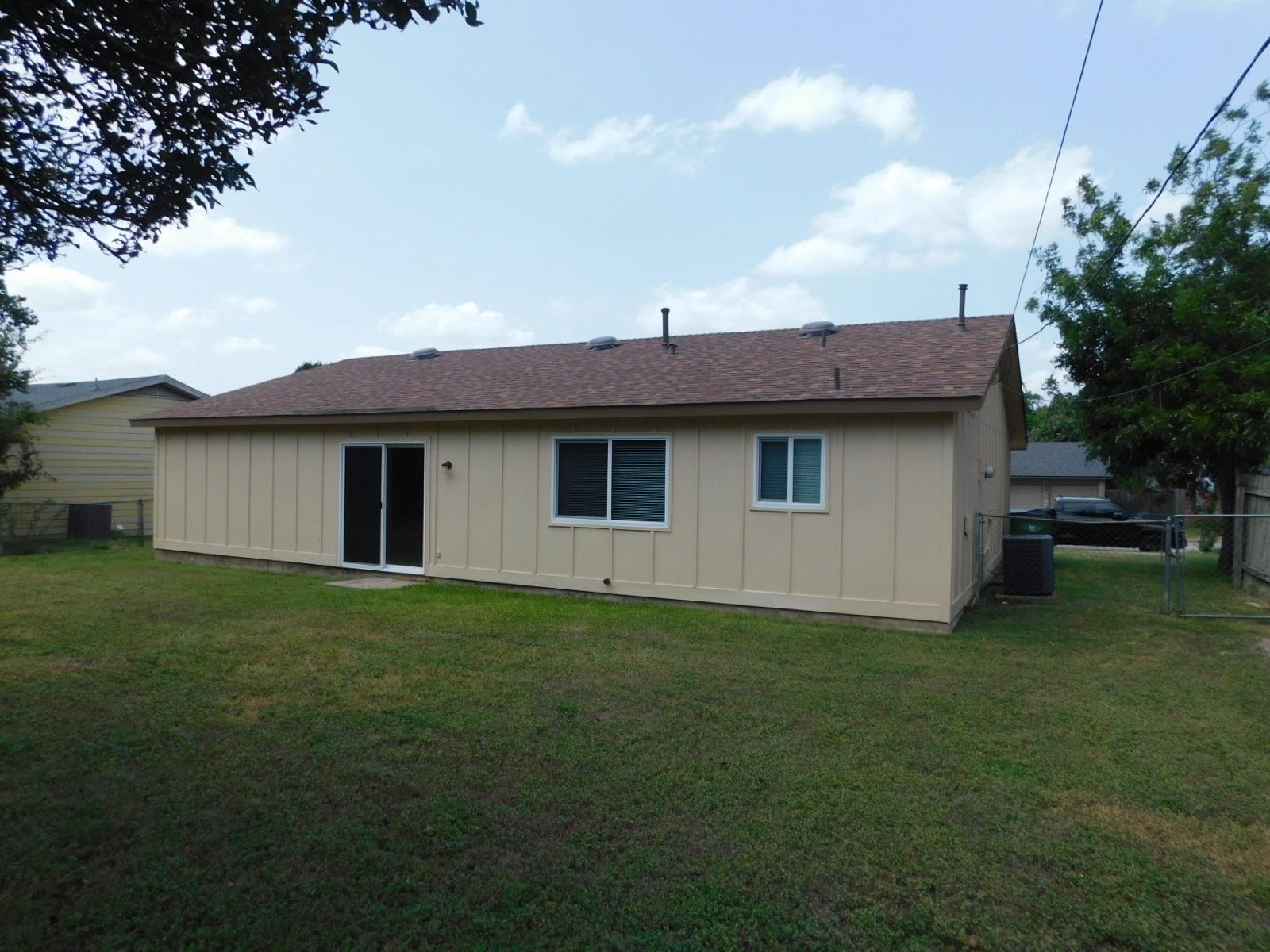 1902 Aberdeen DR