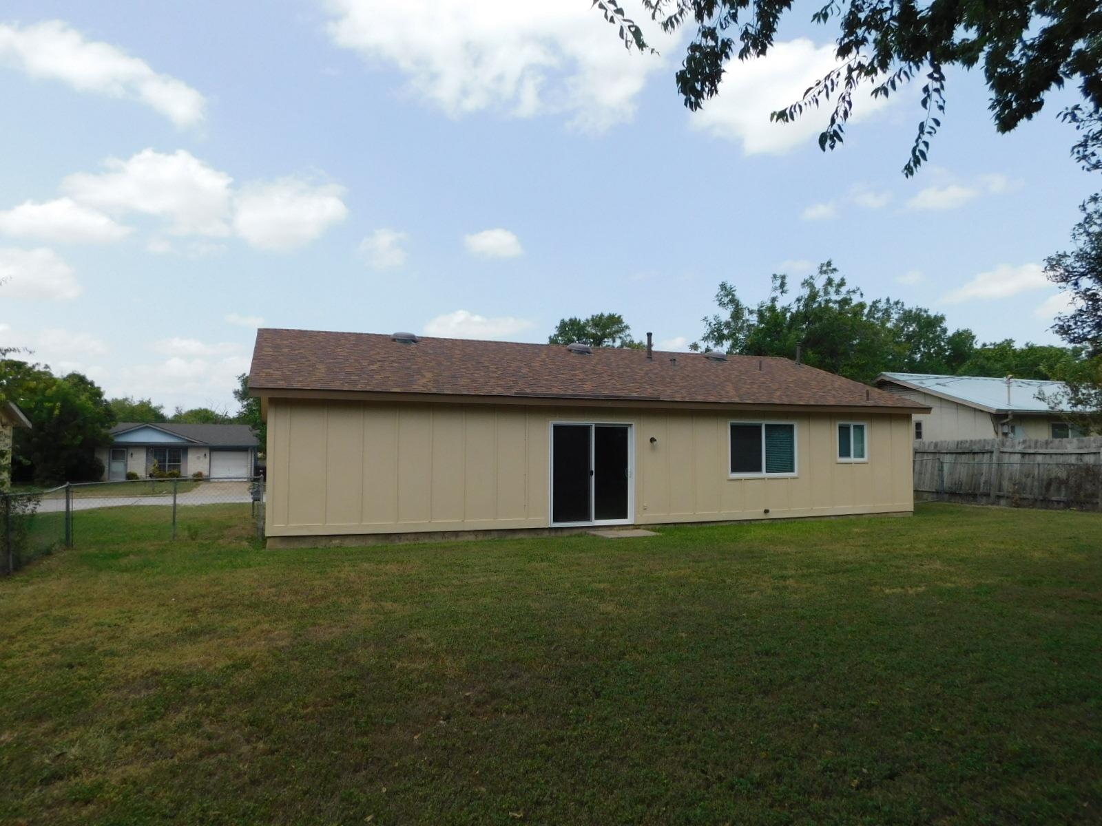 1902 Aberdeen DR