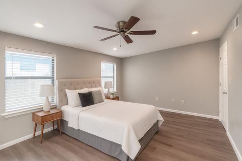 Tiny photo for 505 W Crestland DR, Austin, TX 78752 (MLS # 5262913)