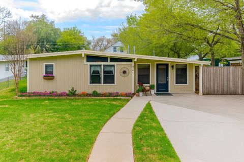 Tiny photo for 505 W Crestland DR, Austin, TX 78752 (MLS # 5262913)