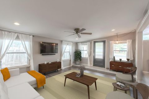 Tiny photo for 505 W Crestland DR, Austin, TX 78752 (MLS # 5262913)