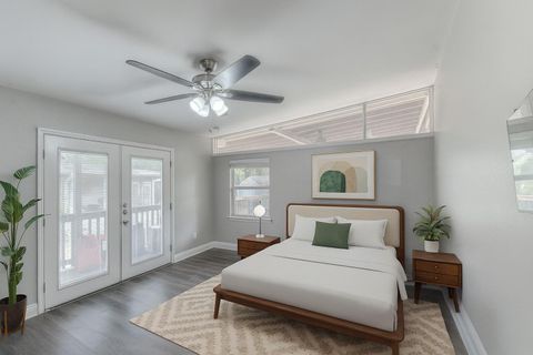 Tiny photo for 505 W Crestland DR, Austin, TX 78752 (MLS # 5262913)