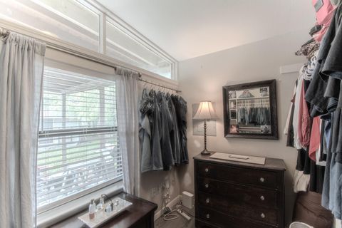 Tiny photo for 505 W Crestland DR, Austin, TX 78752 (MLS # 5262913)