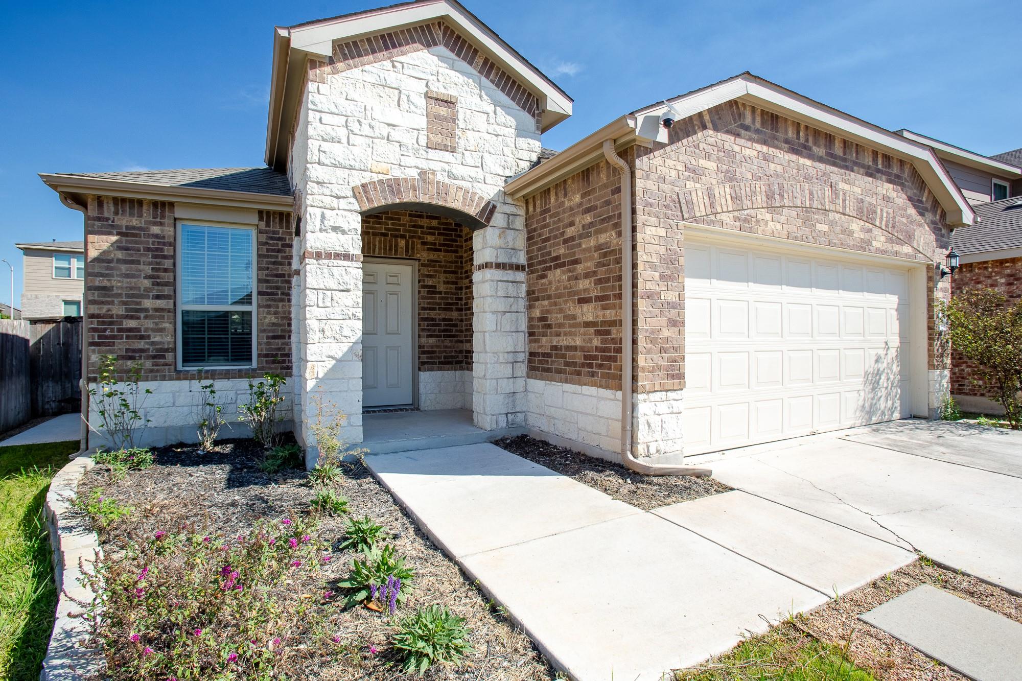 11800 Amber Stream LN