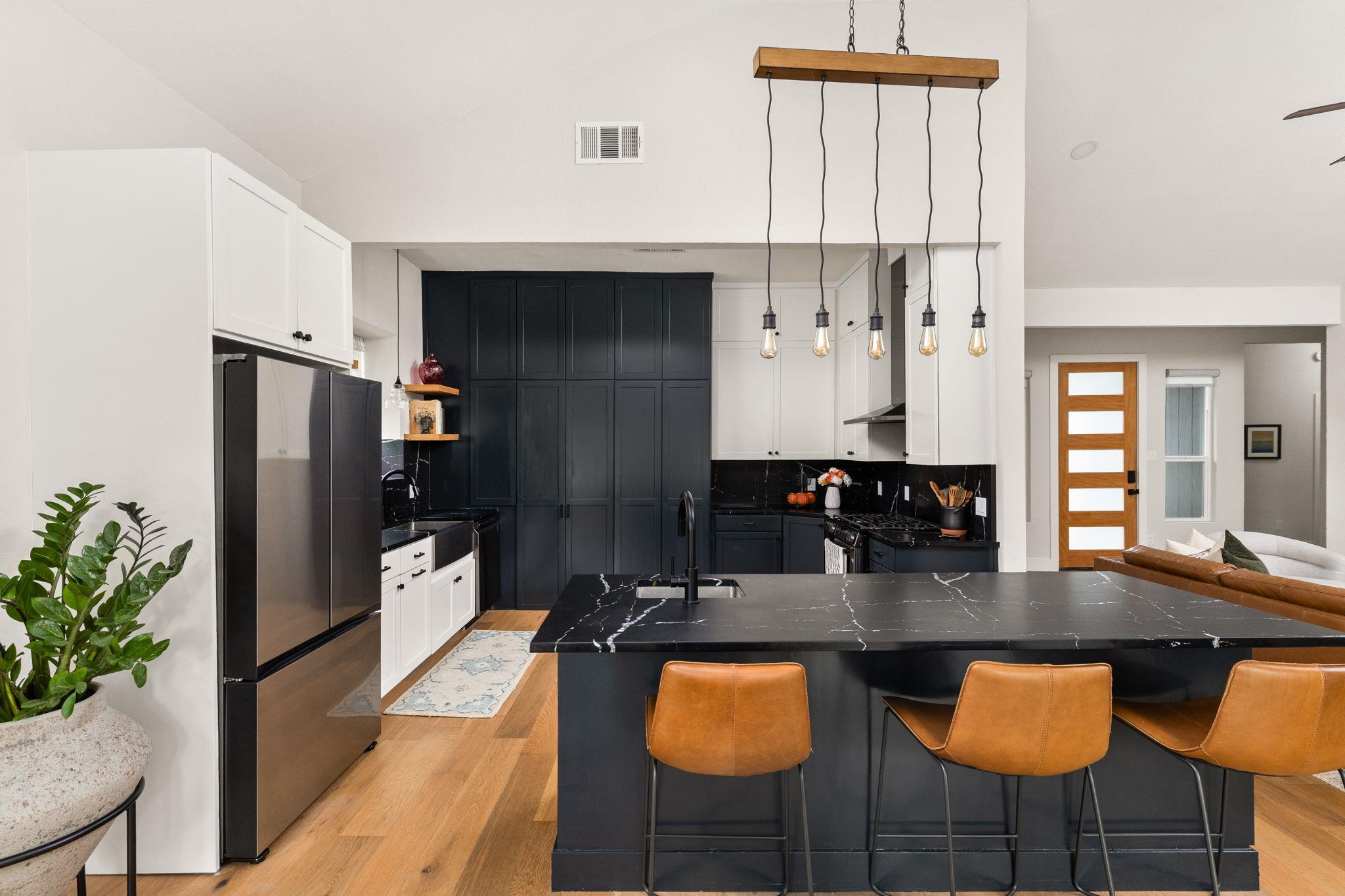 10107 Alcott CV