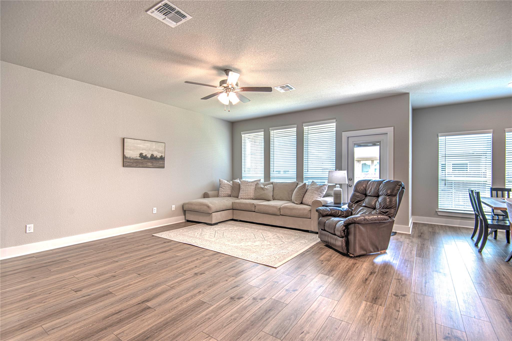 7221 Caladium DR