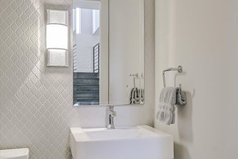 Tiny photo for 2205 S 3rd ST, Austin, TX 78704 (MLS # 5530974)
