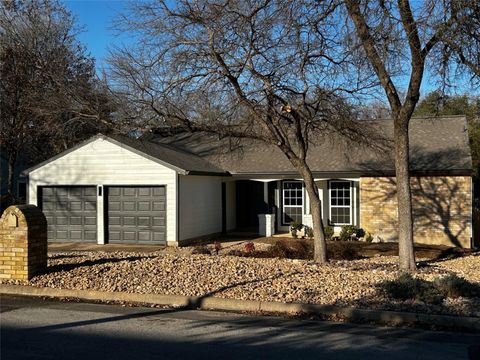 Photo of 11837 Eubank DR, Austin, TX 78758 (MLS # 3917853)