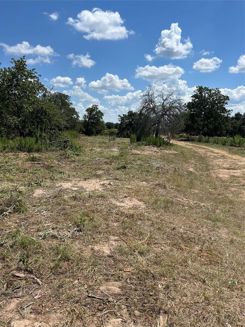 426 Shiloh RD Bastrop TX 78602