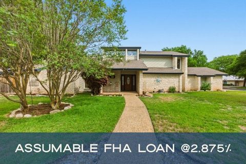 Photo of 10400 La Costa DR, Austin, TX 78747 (MLS # 8998928)