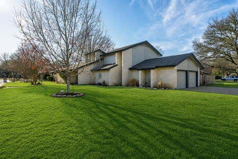 Photo of 10400 La Costa DR, Austin, TX 78747 (MLS # 8998928)