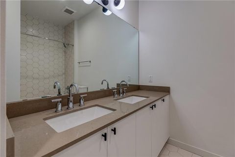 Tiny photo for 800 Embassy DR #117, Austin, TX 78702 (MLS # 6502135)
