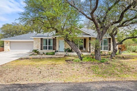 Photo of 103 Leaning Oak CIR, Johnson City, TX 78636 (MLS # 9415751)