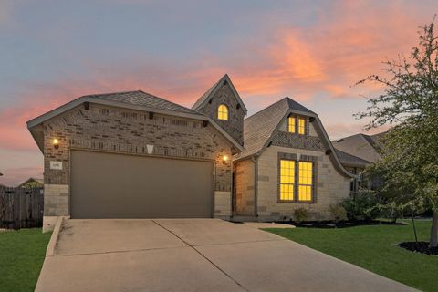 105 W Highfield ST Hutto TX 78634