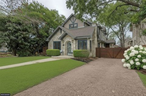 4616 Ramsey Ave Austin TX 78756