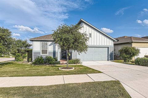 9945 Comely BND Manor TX 78653