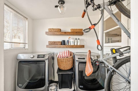 Tiny photo for 4600 Alf Ave, Austin, TX 78721 (MLS # 2555026)