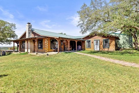 2102 PR 1377 Lampasas TX 76550