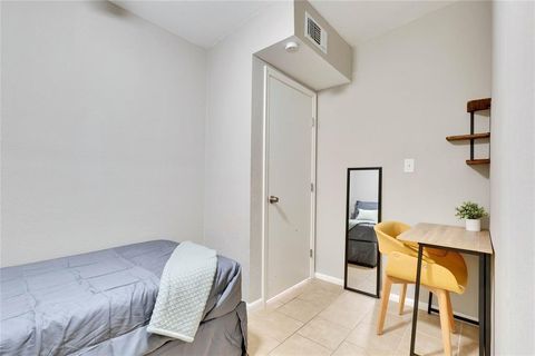 Tiny photo for 2408 Longview ST #205, Austin, TX 78705 (MLS # 7425345)