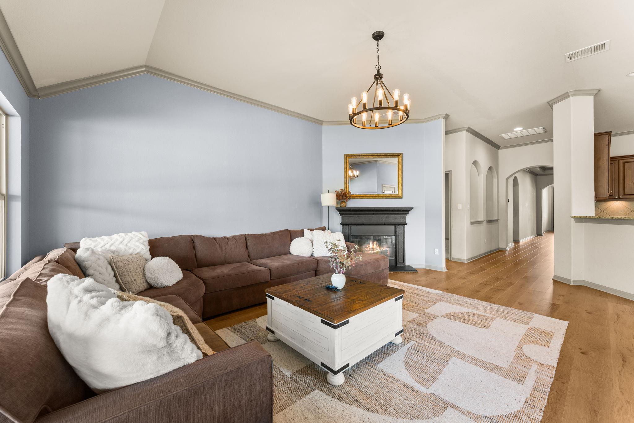 13670 Mesa Verde DR