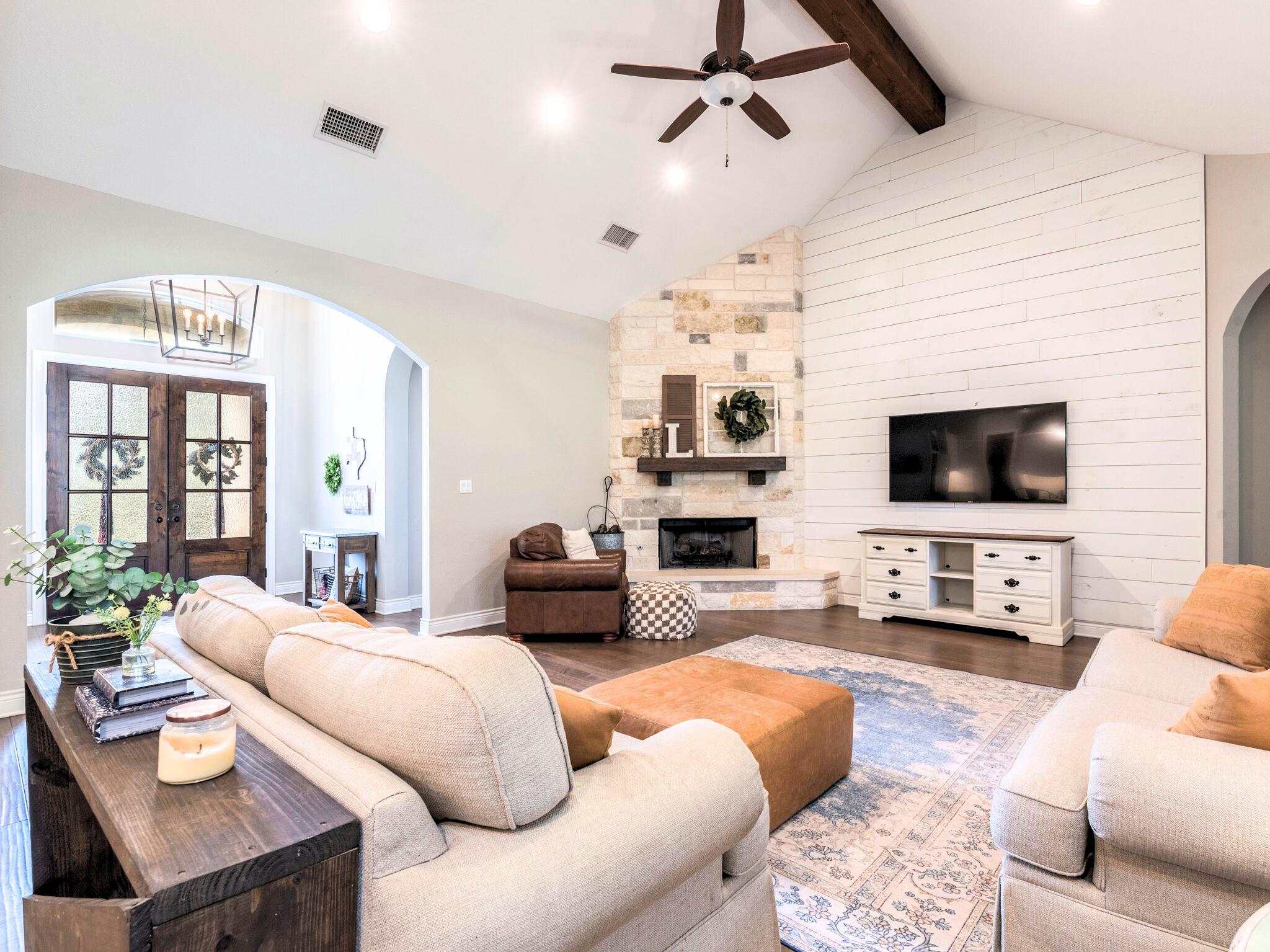 1000 Ranchers Club LN