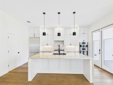 2518 Watkins WAY Austin TX 78746