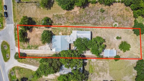 328 Windy Hill RD Kyle TX 78640