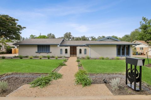 8704 Balcones Club DR Austin TX 78750