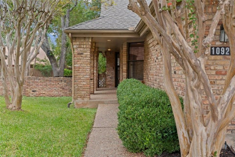 Photo of 10921 Crown Colony DR, Austin, TX 78747 (MLS # 4453948)