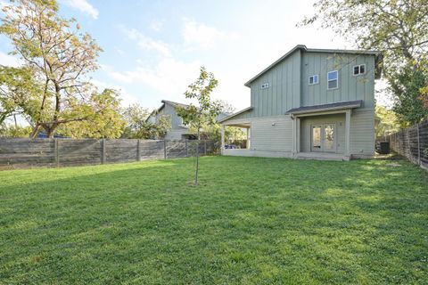 Tiny photo for 308 Delmar Ave #B, Austin, TX 78752 (MLS # 1367038)